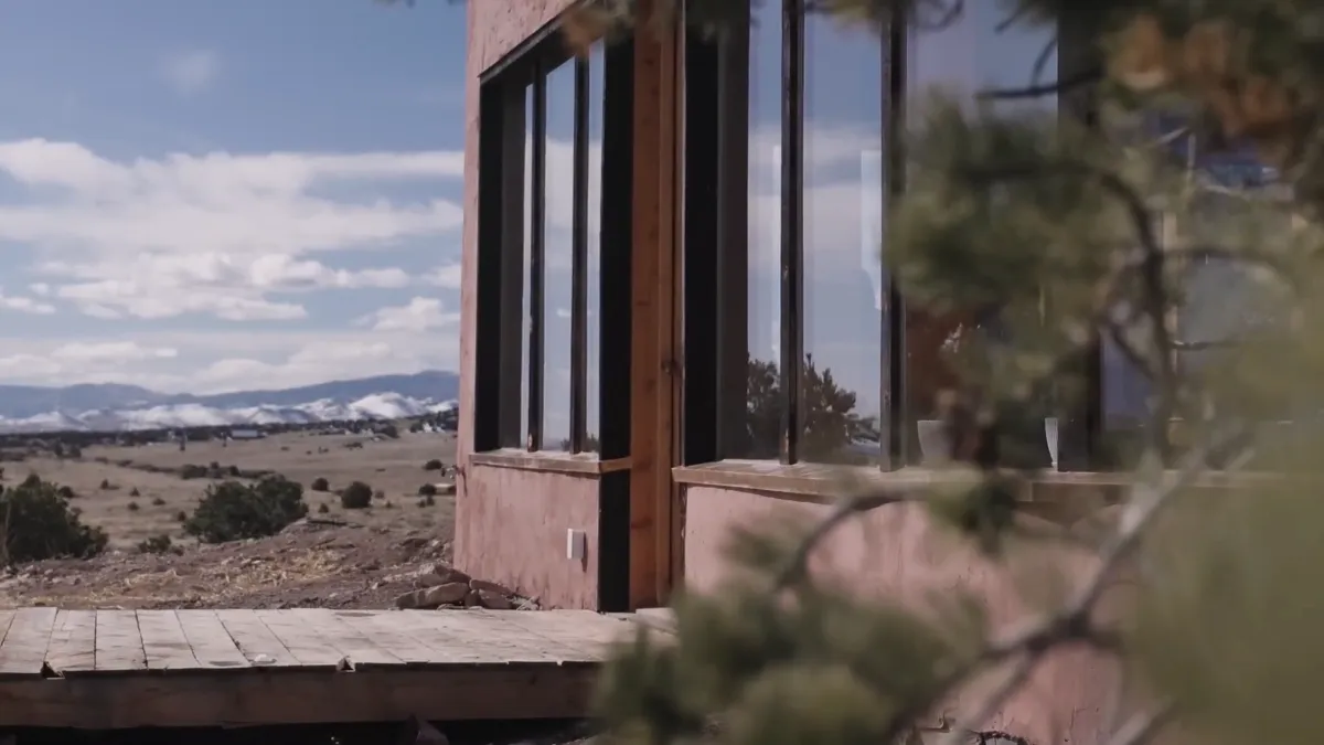 Frame at 29:44