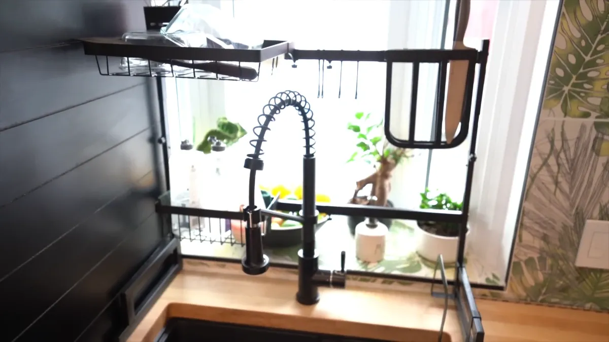 Frame at 03:26