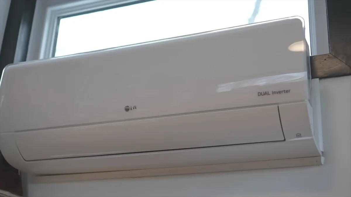 Frame at 14:27
