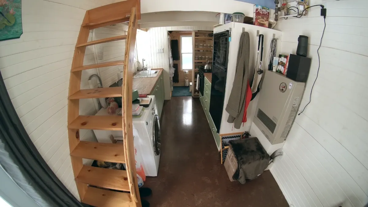 Frame at 4:45