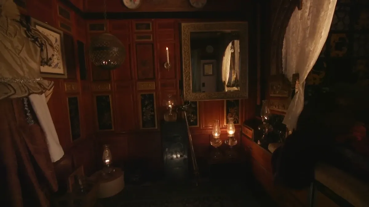 Frame at 06:17