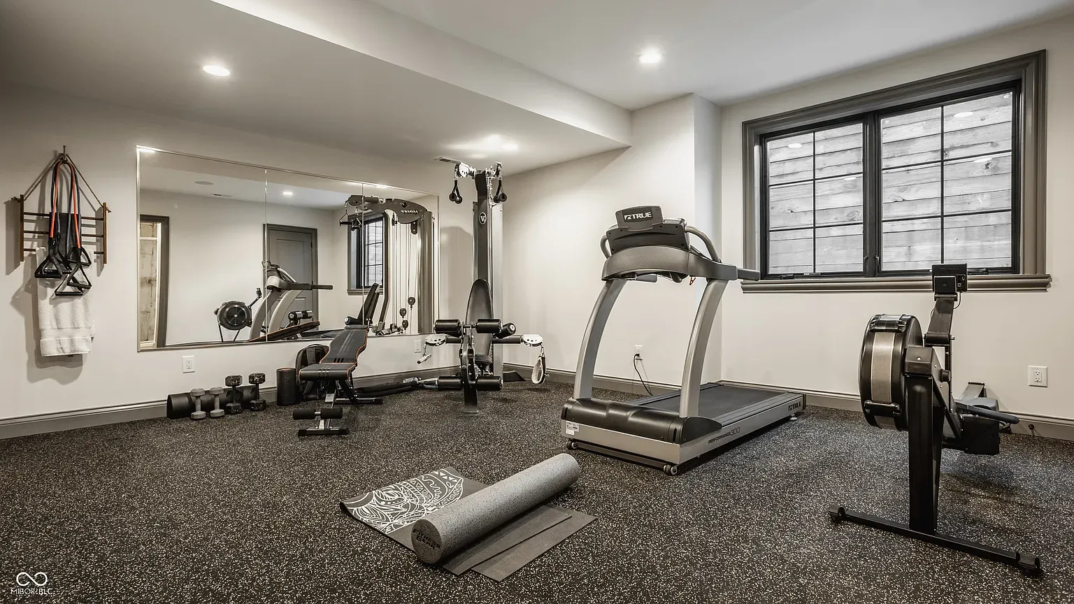 Real gym setup. Rubber floors, mirrors, no excuses.