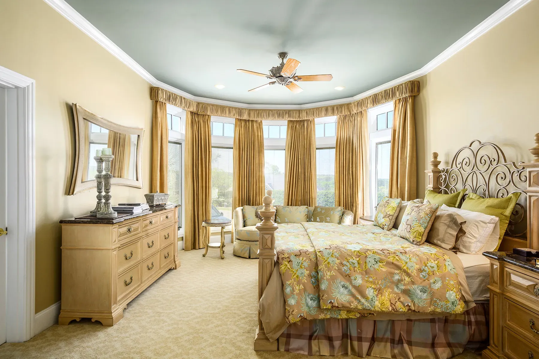 Buttery yellow bedroom with a teal ceiling. Do we this combo?
