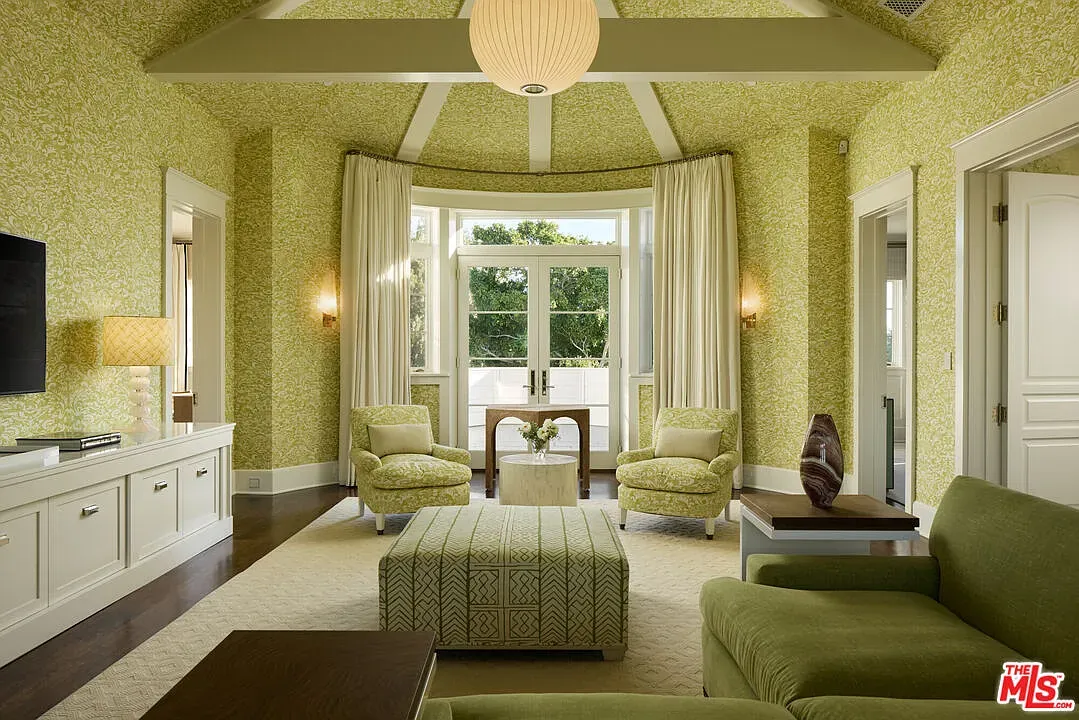 Matching green floral chairs—grandma chic but kinda working?