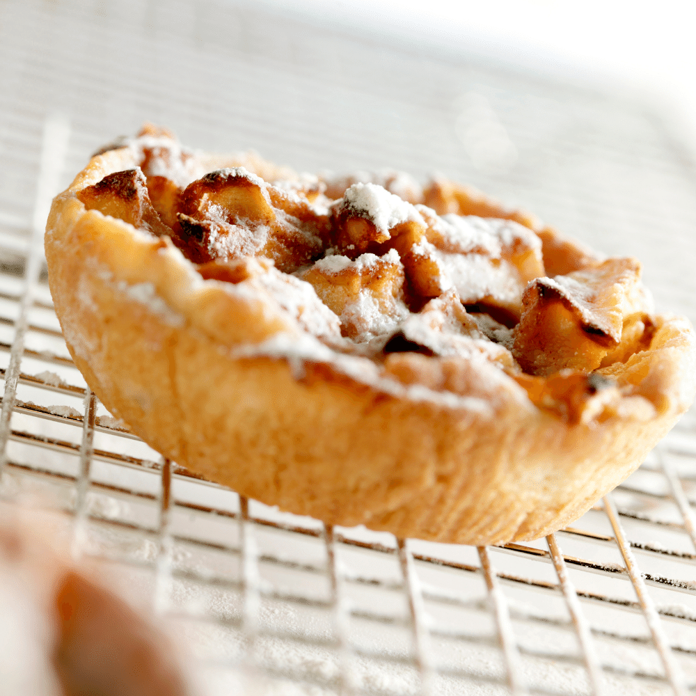 Cinnamon-Apple Tart