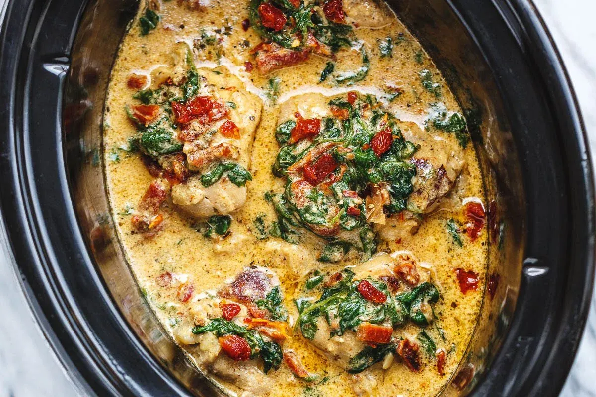CrockPot Tuscan Garlic Chicken Thighs