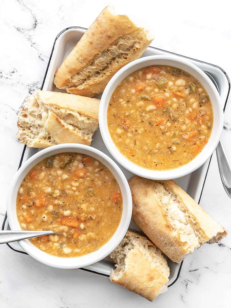 Slow Cooker White Bean Soup