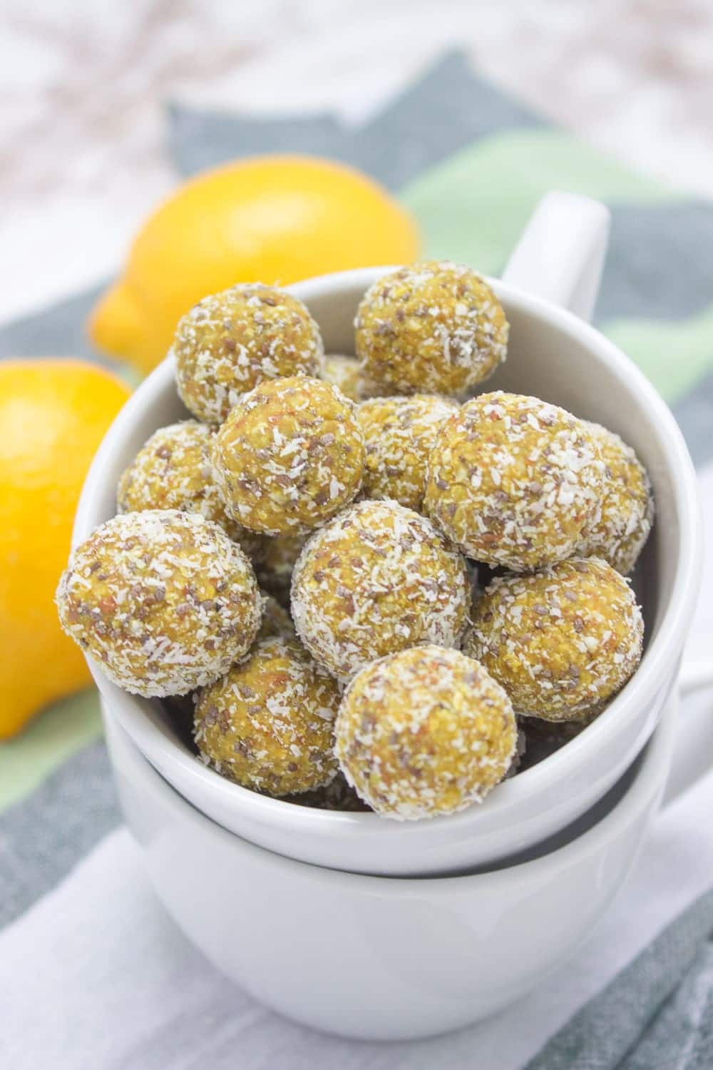 Immune Boosting Lemon Turmeric Energy Balls