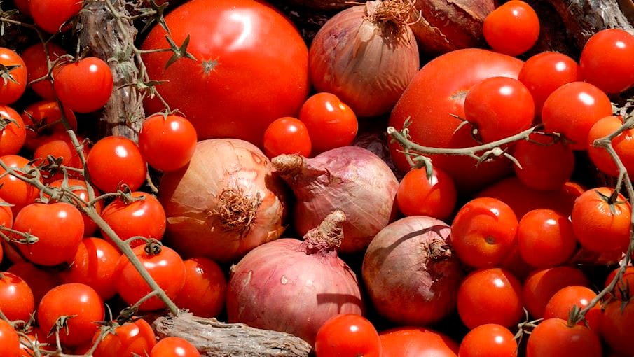 Tomataki Santorinis