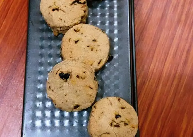 Jowar Sorghum and Chili Flakes Biscuits