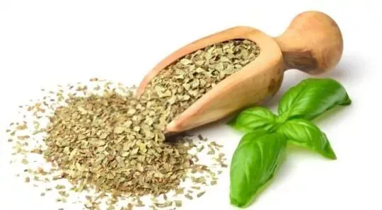 Dried Basil Leaves