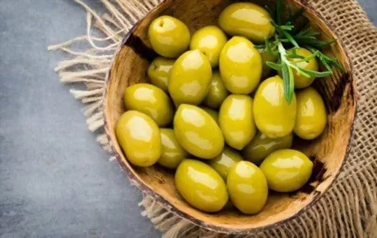 Green olives