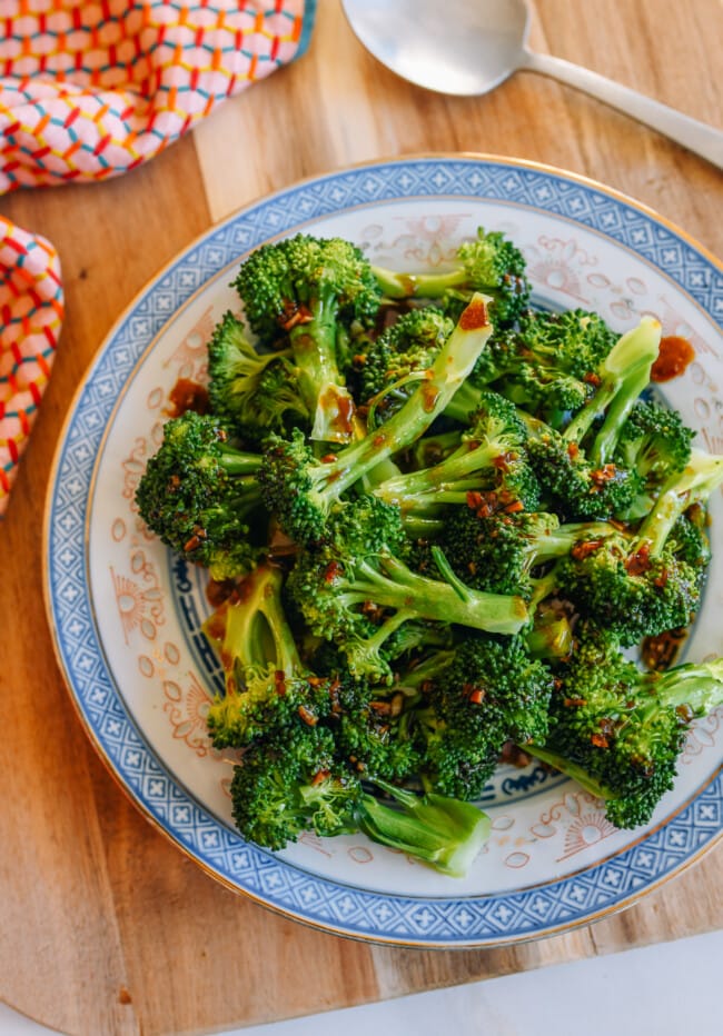 How to Microwave Broccoli