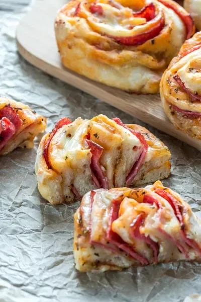 How to Microwave Pizza Rolls
