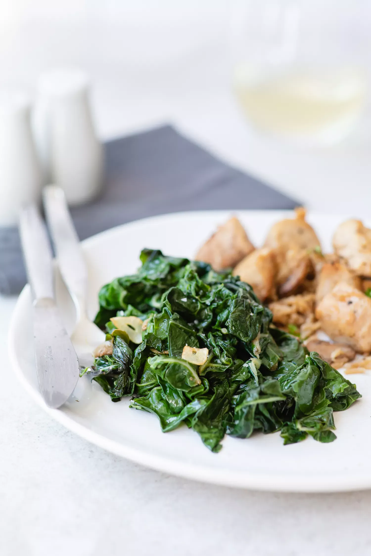 How to Microwave Spinach