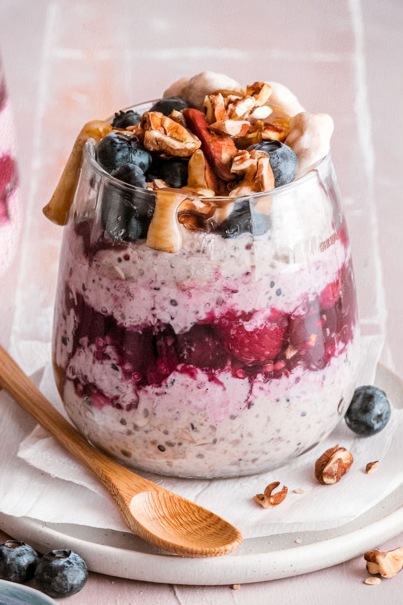 Overnight Oats with Berries