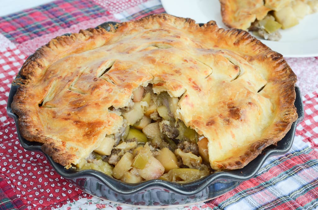 Sausage and Apple Pie Recipe