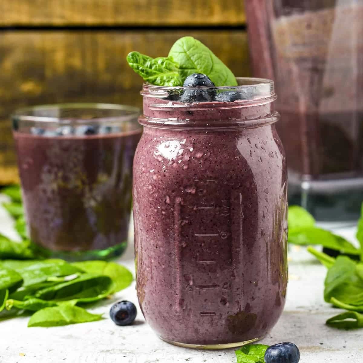 Berry Smoothie with Spinach Recipe