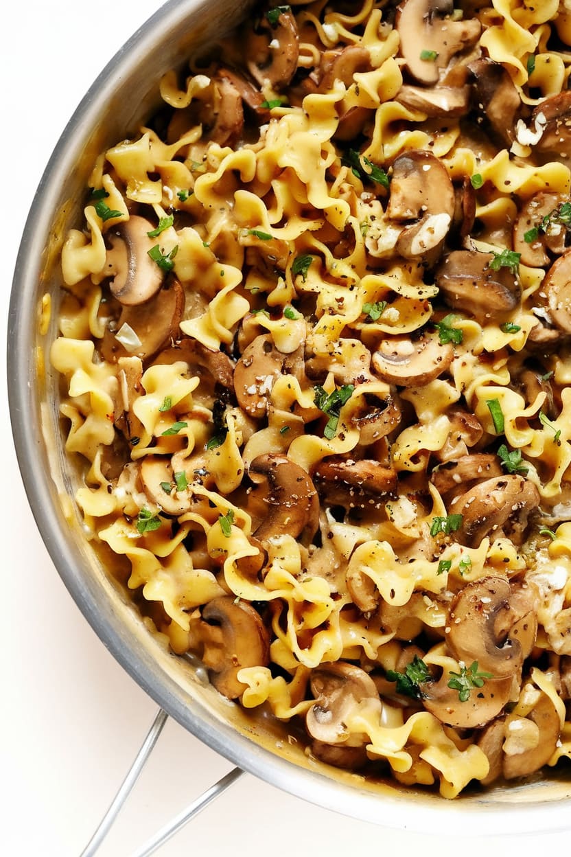 Vegetarian Mushroom Stroganoff (One Pot)