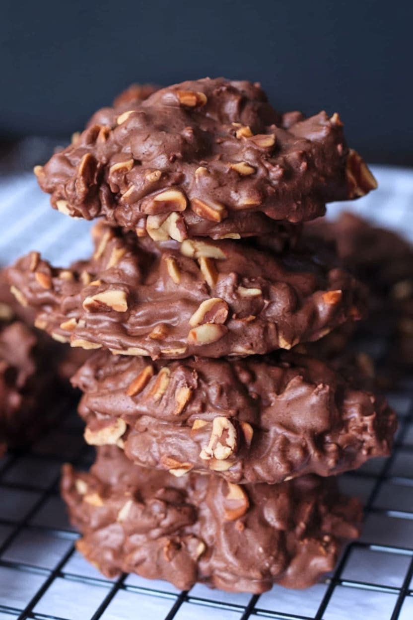 No-Bake Chocolate Peanut Butter Cookies