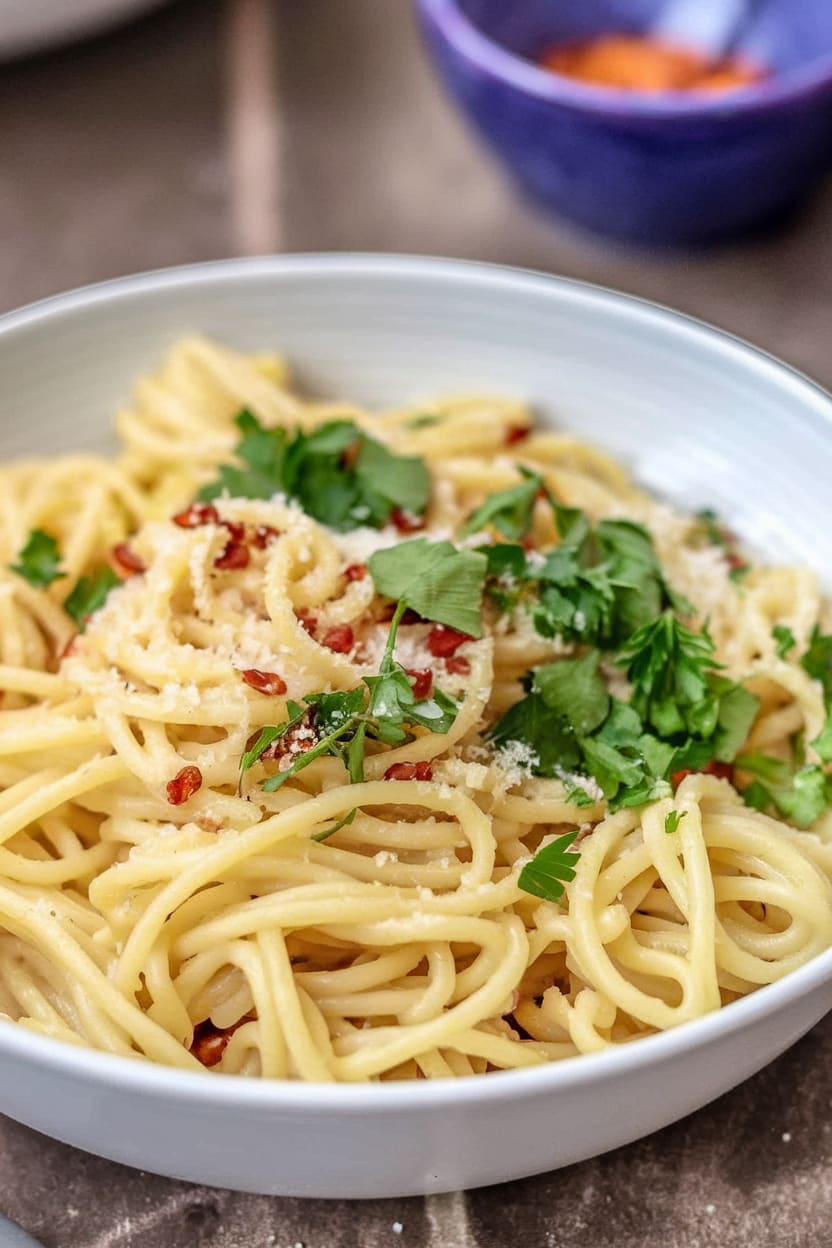 Easy Pasta Aglio E Olio
