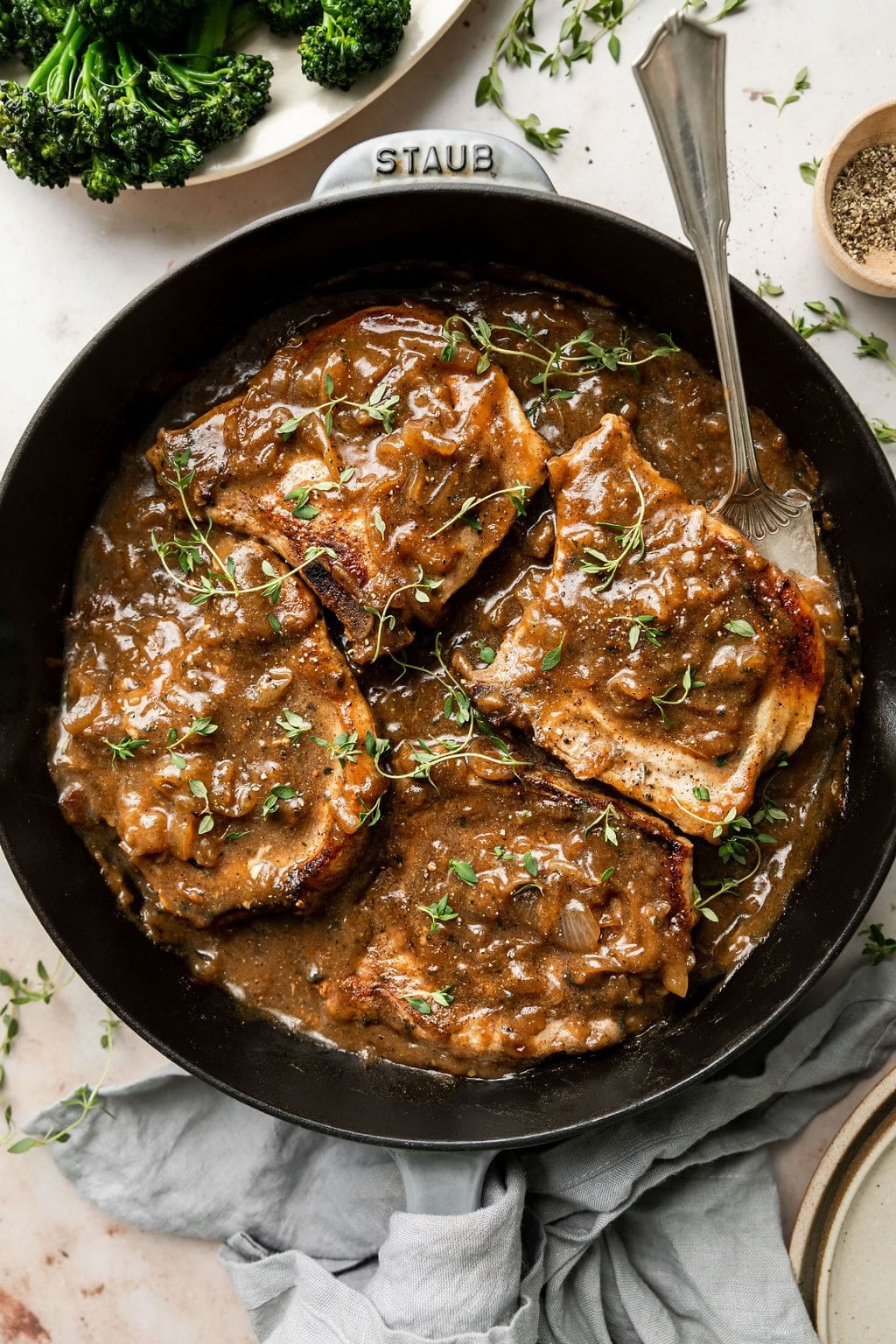 Pork Chops and Gravy Recipe