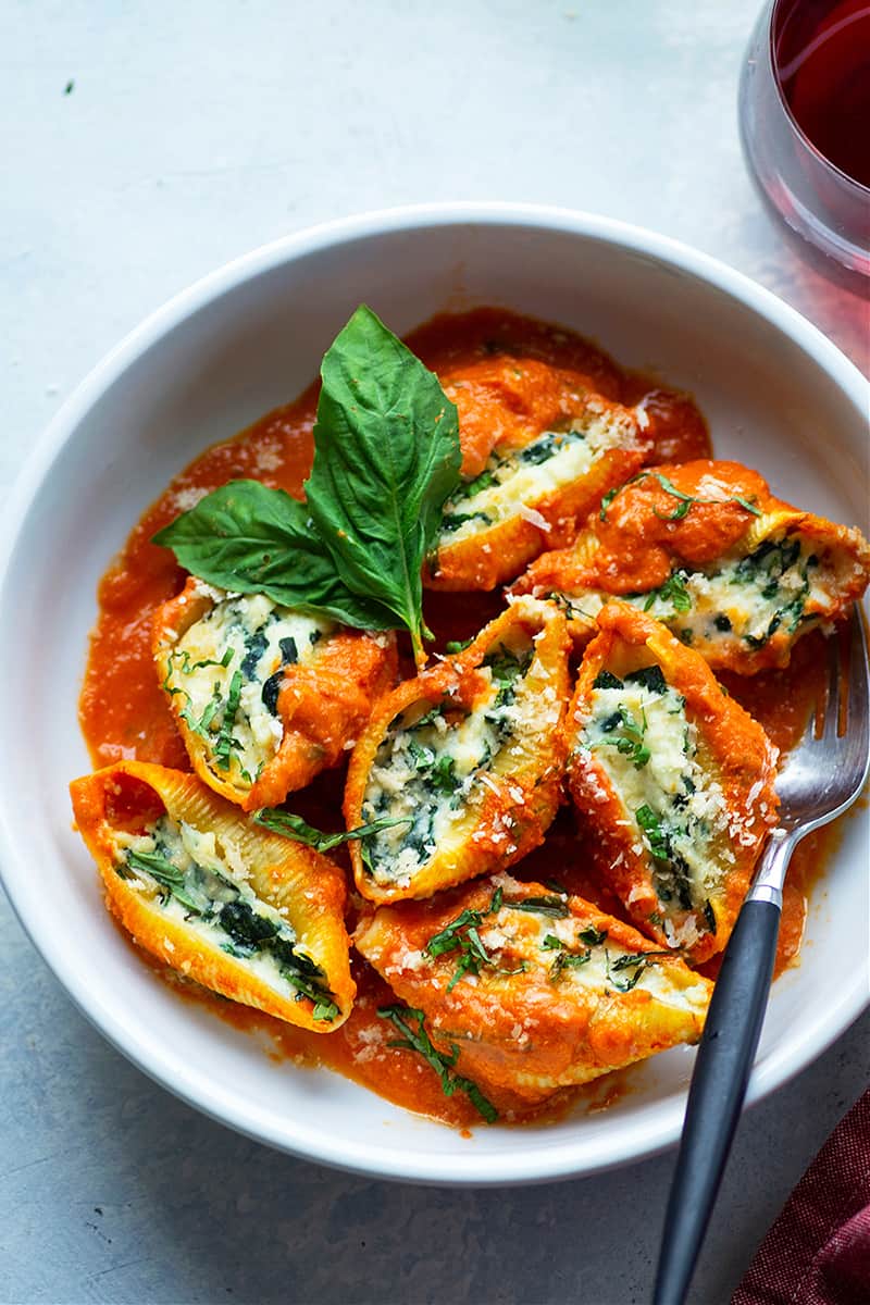 Spinach and Ricotta Stuffed Shells Recipe
