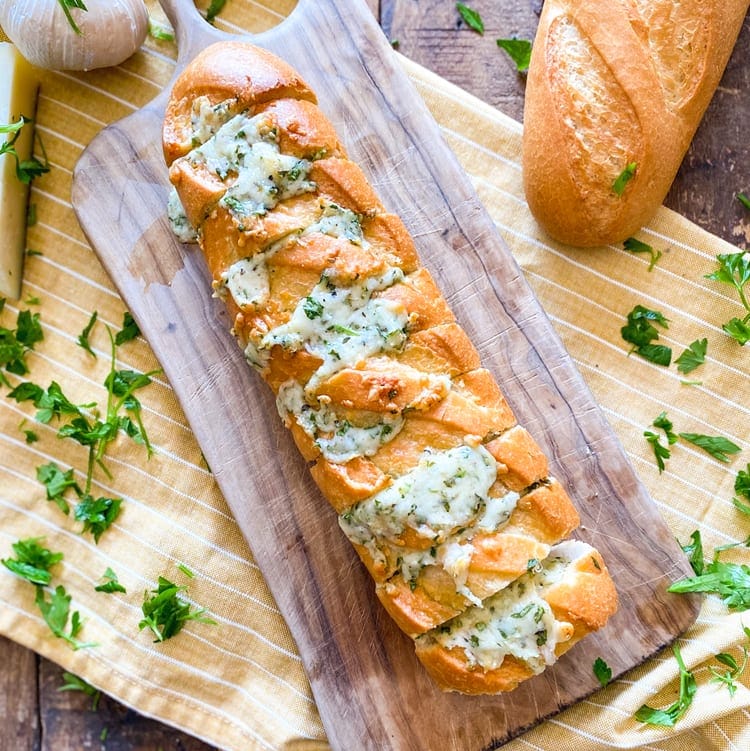 Ultimate Cheesy Garlic Bread