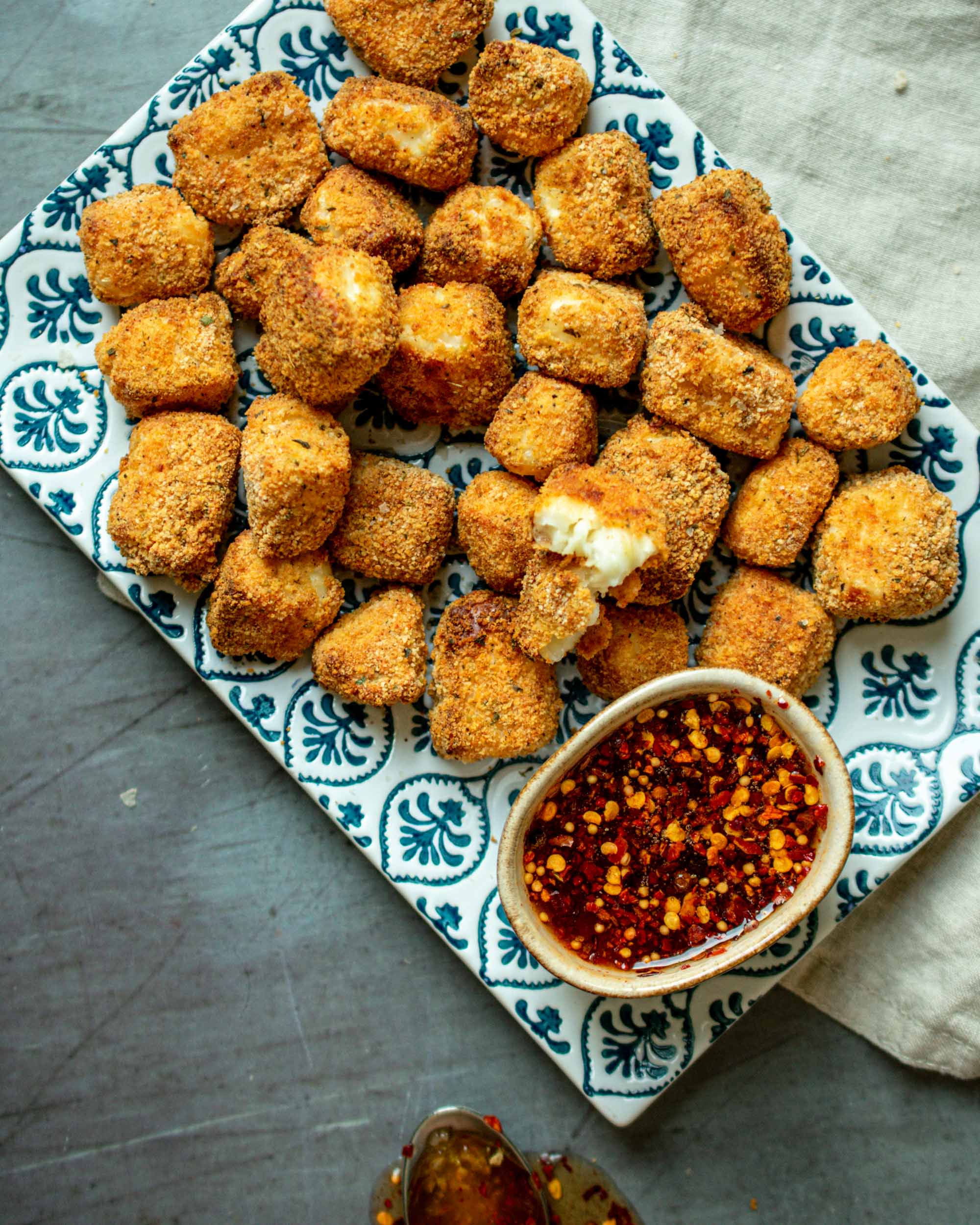 Fried Halloumi Bites