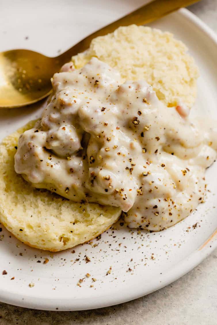 Buttermilk Biscuits and Sausage Gravy