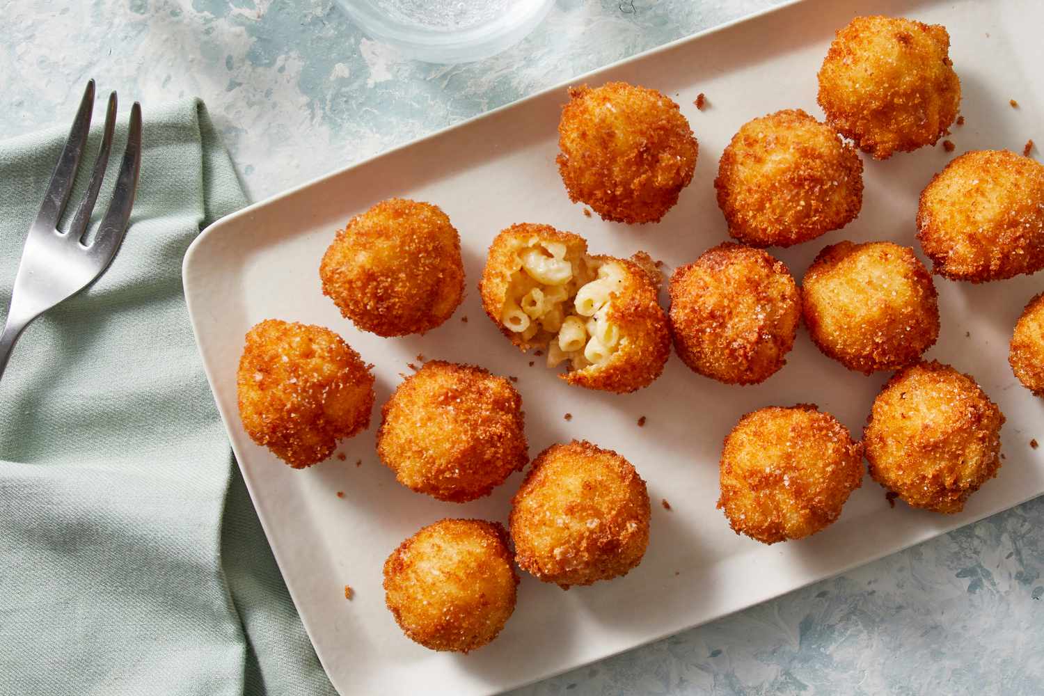 Fried Macaroni and Cheese Balls