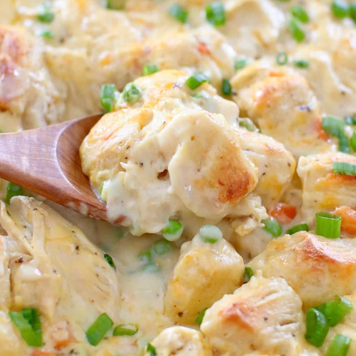Easy Chicken and Biscuits Casserole