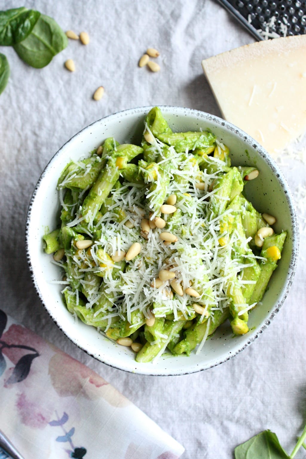 Creamy Avocado Spinach Pasta