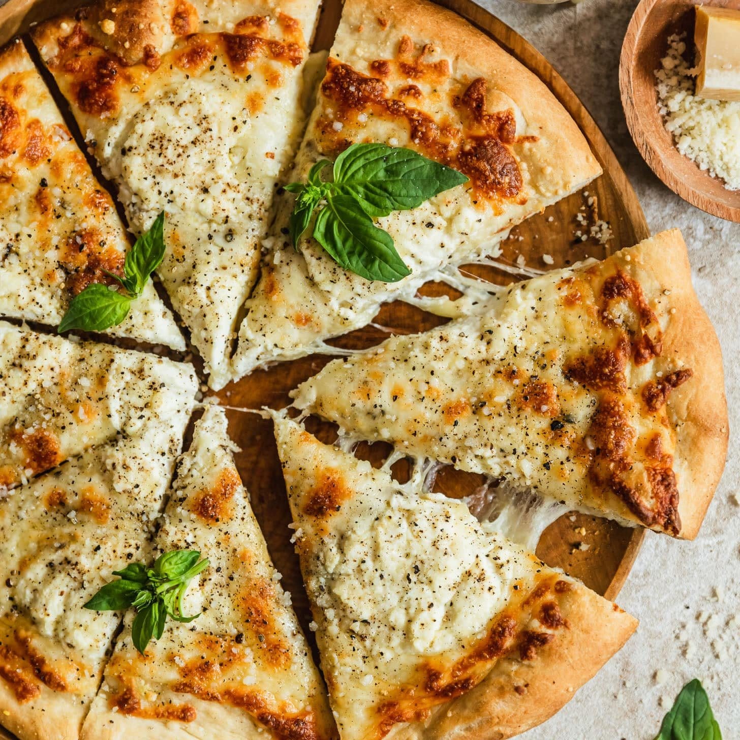 Cacio e Pepe Pizza