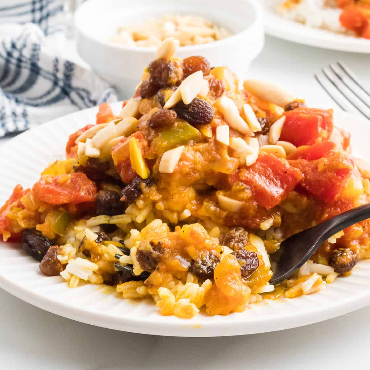 Country Captain Chicken (Southern Curried Classic)