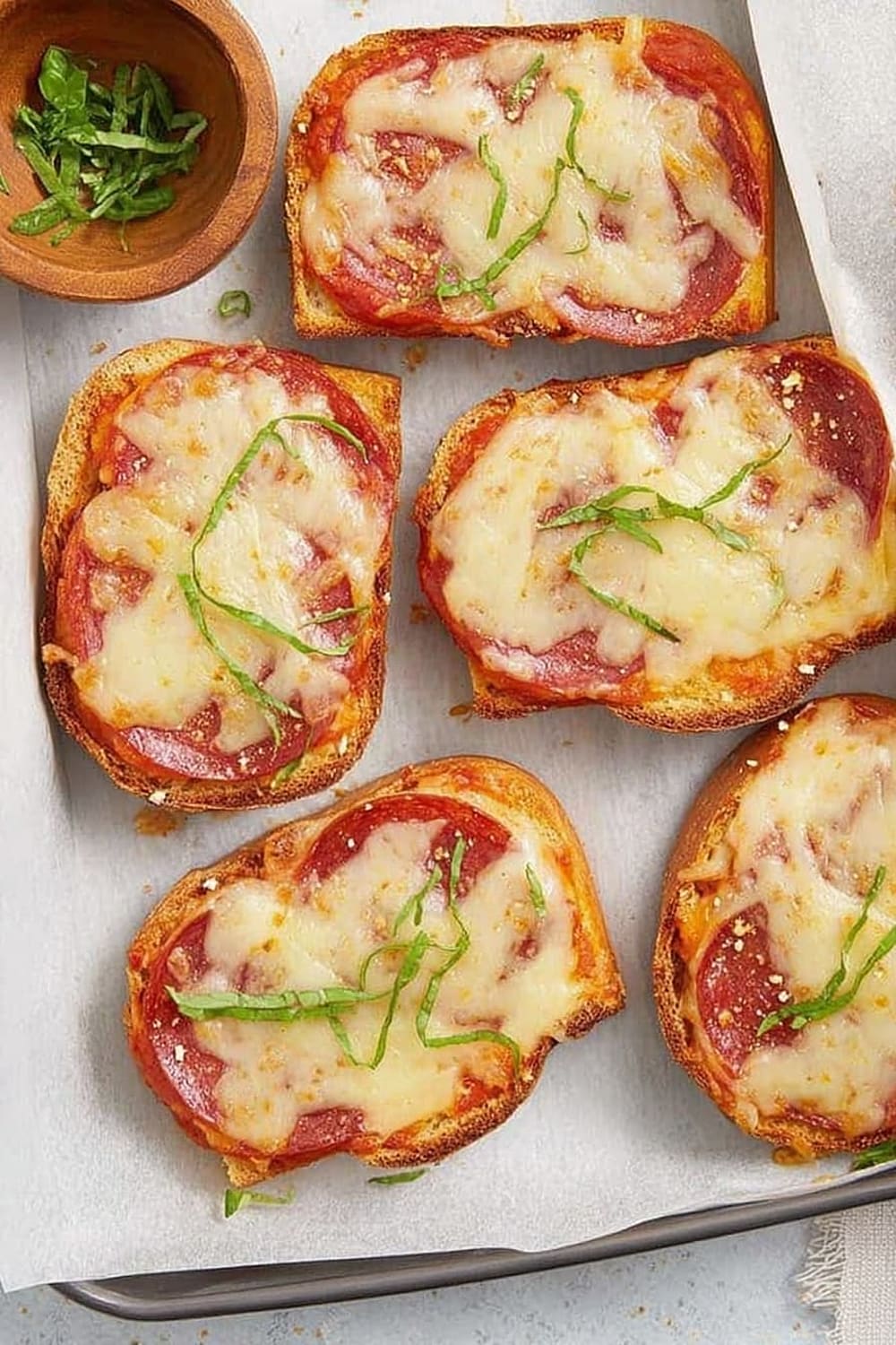 Garlic Bread Pizza
