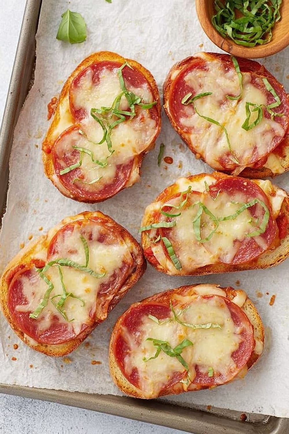 Garlic Bread Pizza