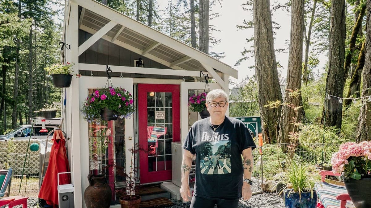 Inside Daisy, the Tiny Home That Grew Out of Found Parts