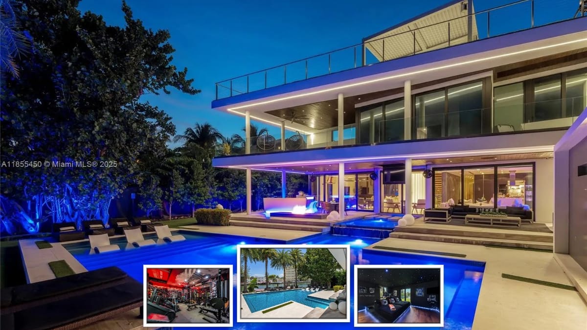 This House Comes With Its Own Aquarium and Dock