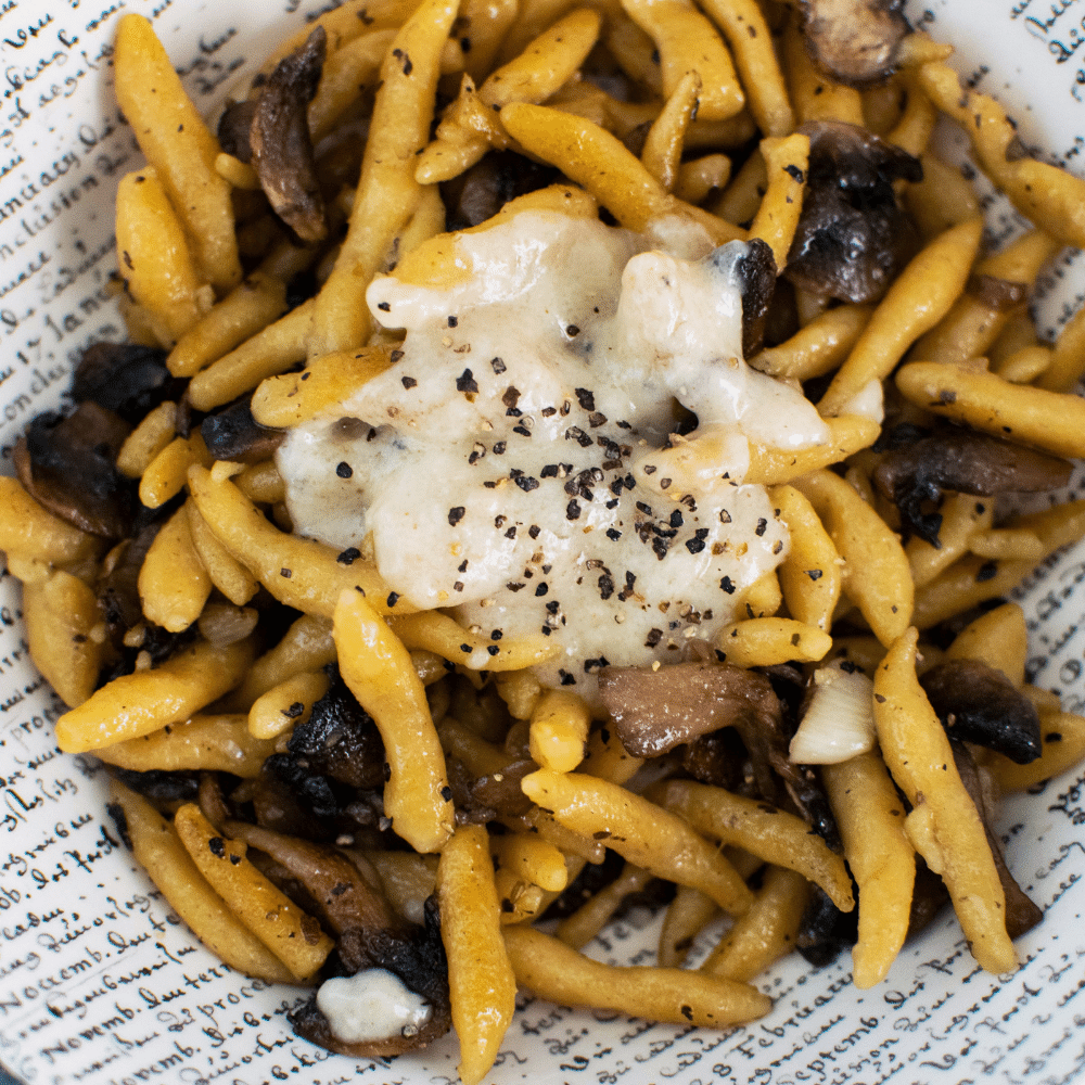 8 Sauces that Go with Chickpea Pasta